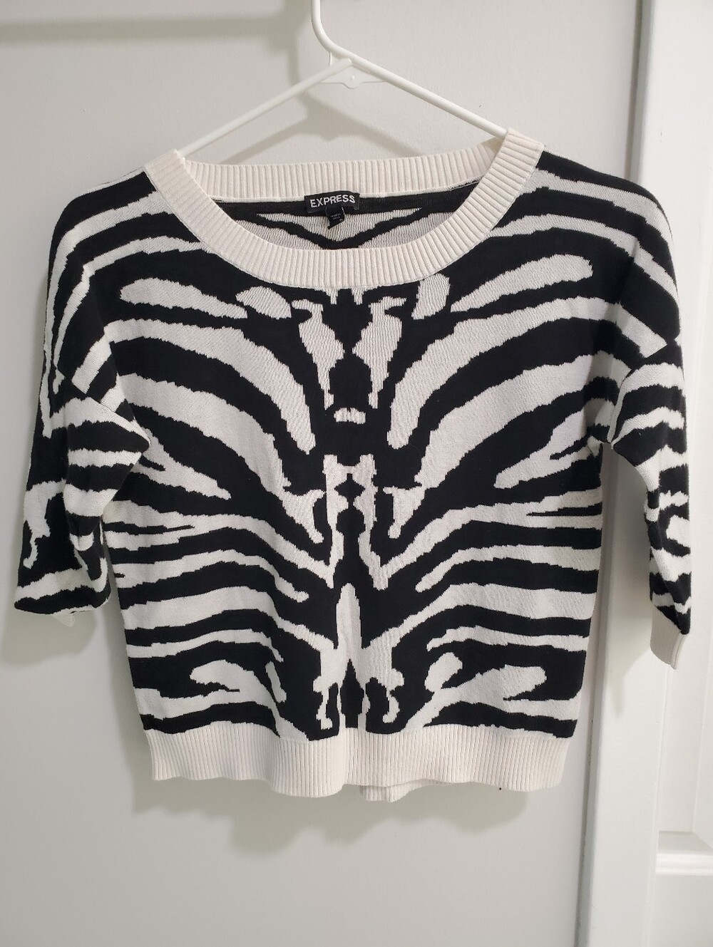 Express Black & White Zebra-Pattern Knit Top